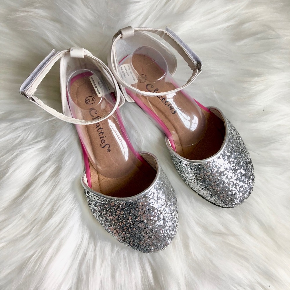 Gorgeous White and Silver Sparkle Dress Shoes